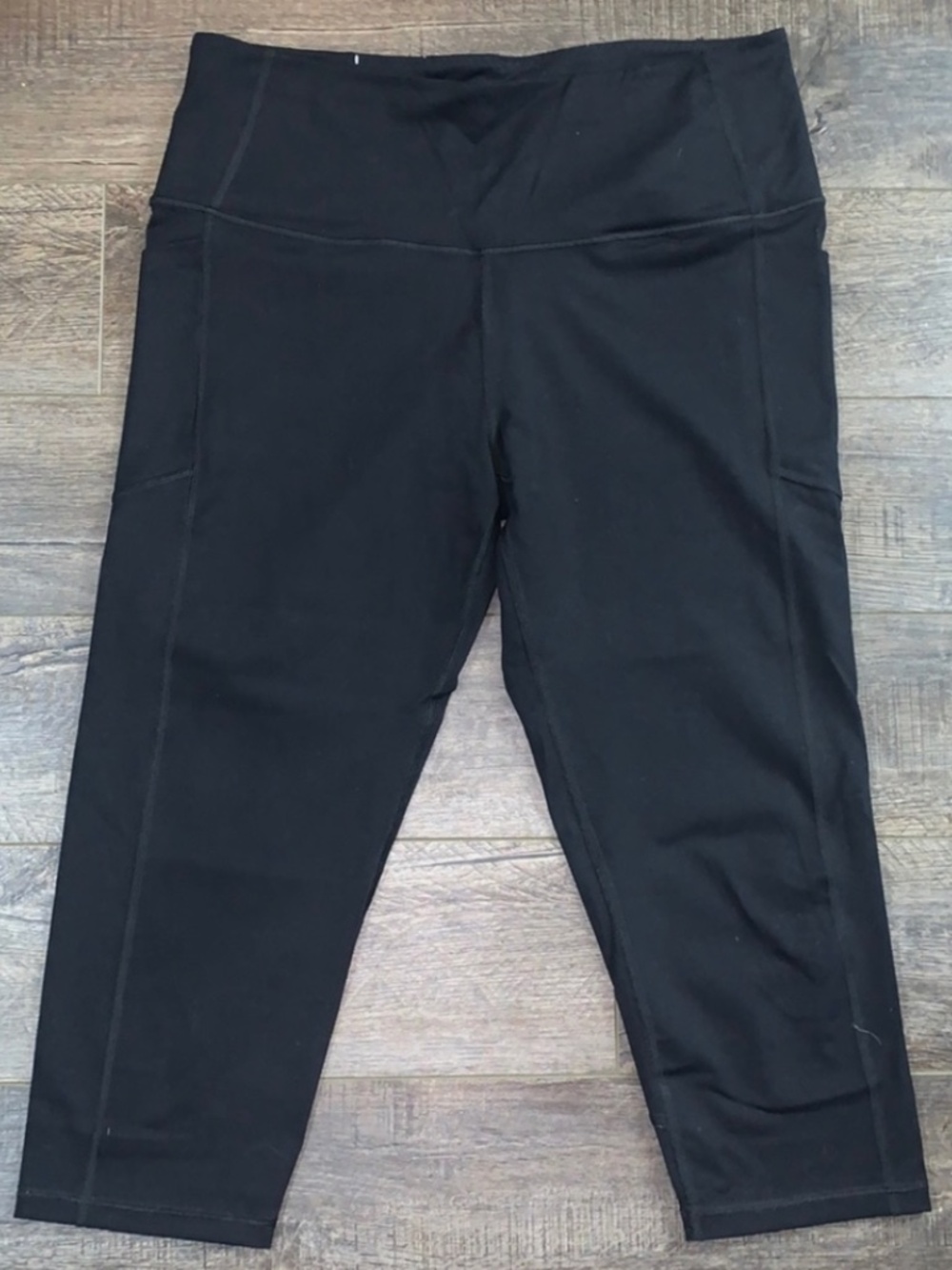 Victoria Secret Knockout Capri Leggings w/ Pockets Women's XL